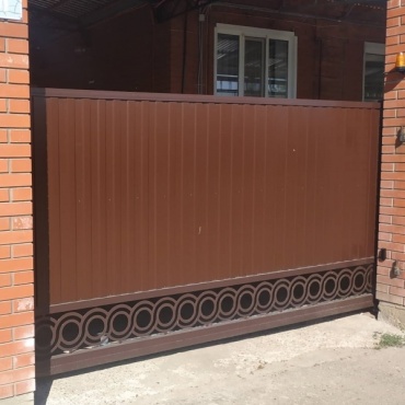 Откатные кованые ворота под навес 3500x2300