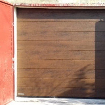 Утепленные подъемные ворота в гараж 2375x2750