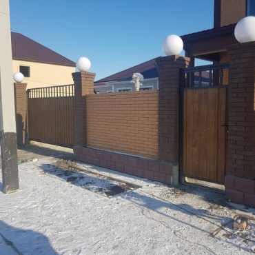 Консольные откатные ворота с калиткой 3000x2000