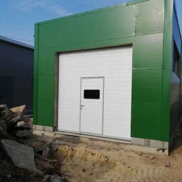 Гаражные ворота с калиткой для склада 3125x3000